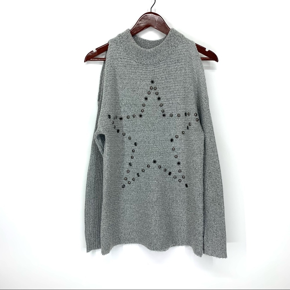 Hippie Rose Gray Star Stud & Grommet Super Stretchy Cold Shoulder Sweater Sz XS